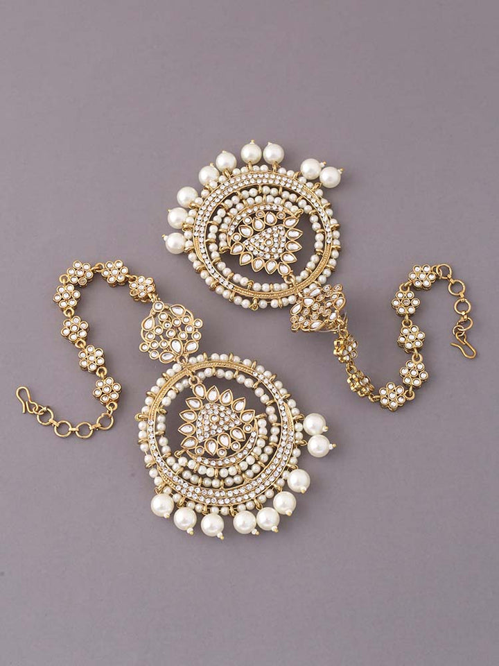 Ivory Nilani Sahara Chandbalis