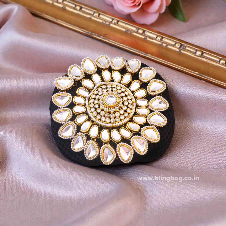 Ivory Nishai Kundan Hair Bun Cage