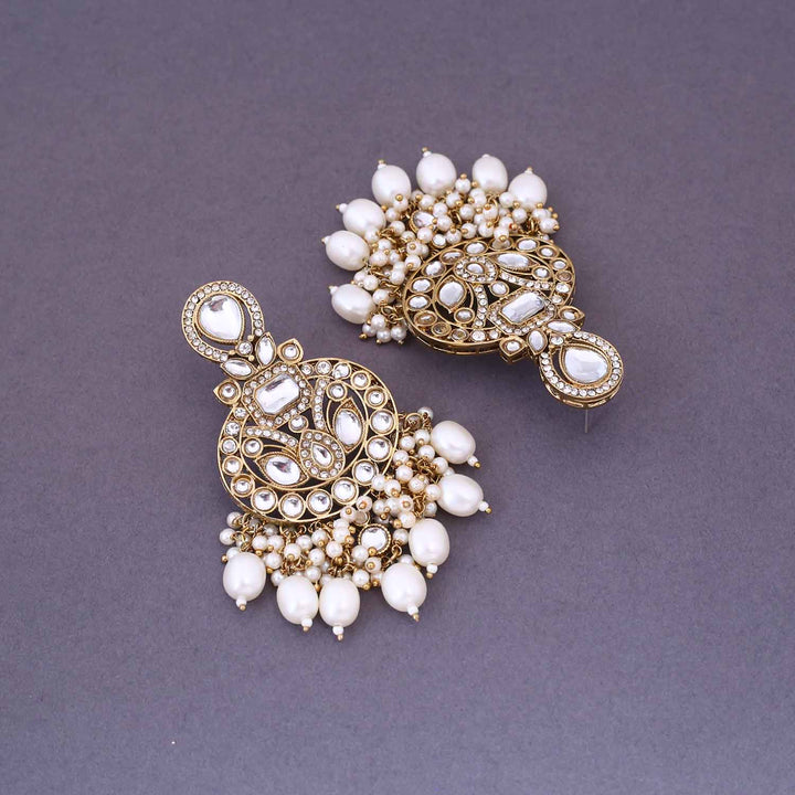 Ivory Nitaara Chandbalis