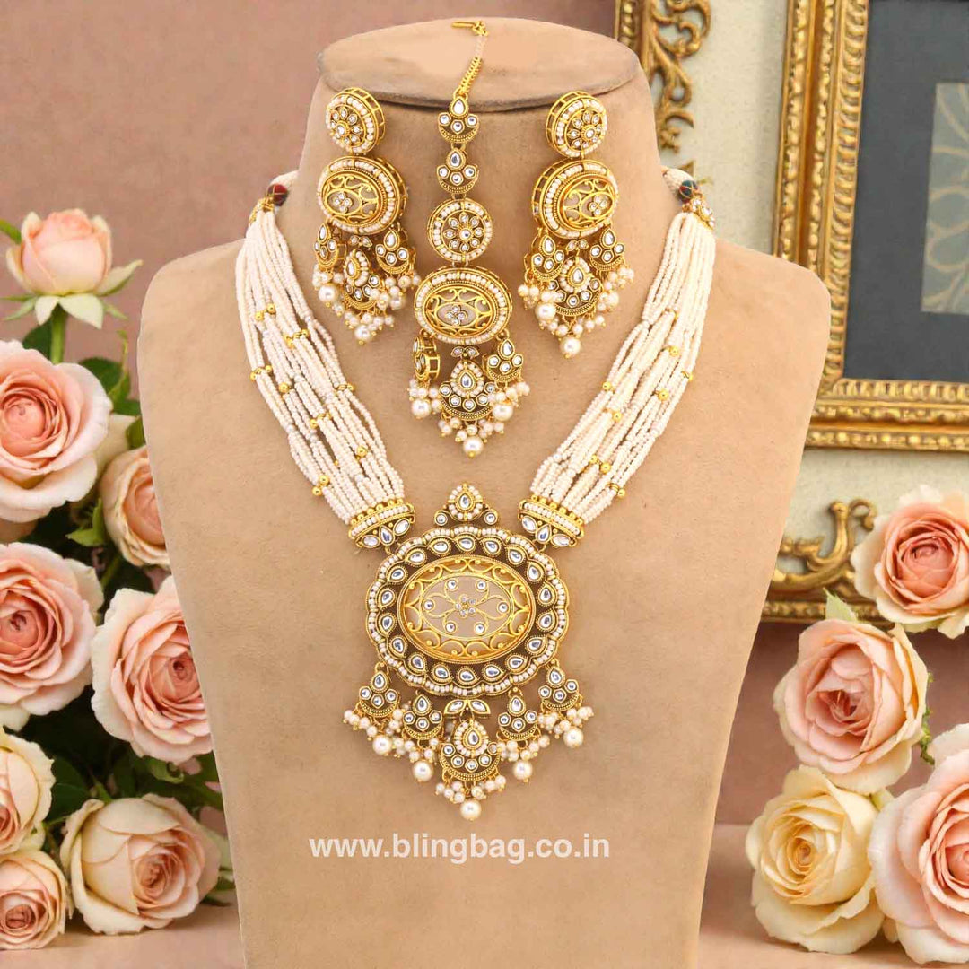 Ivory Ojalika Kundan Jewellery Set