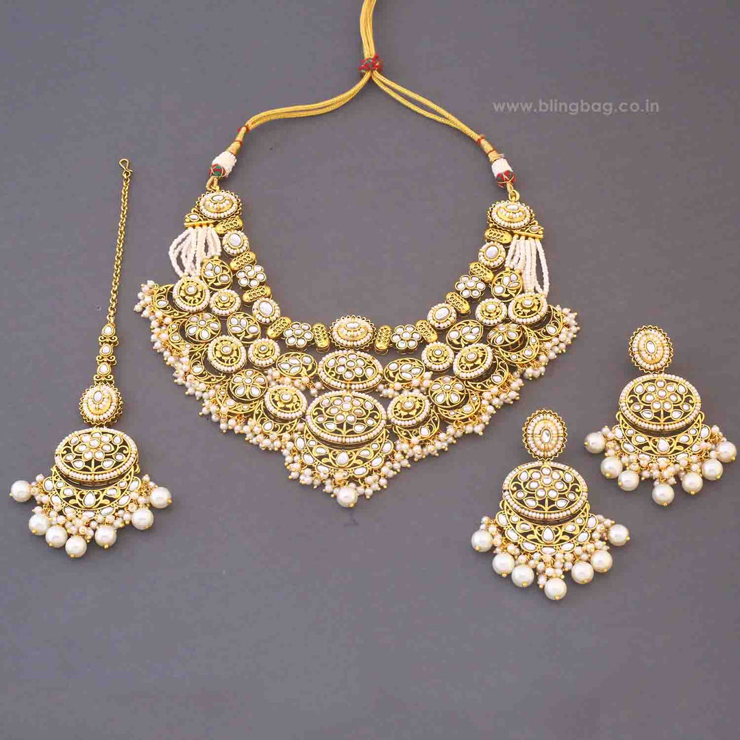 Ivory Oormi Kundan Jewellery Set