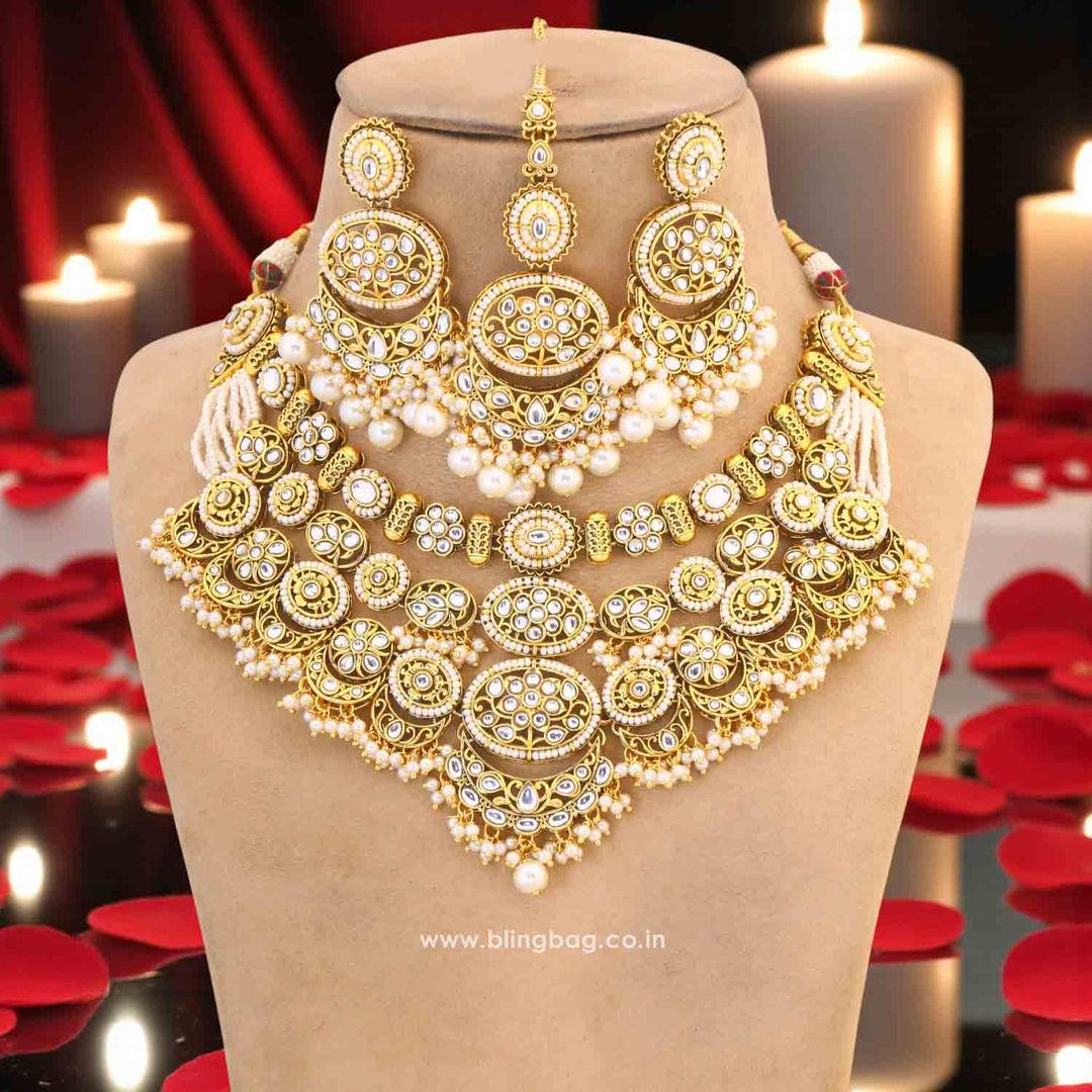 Ivory Oormi Kundan Jewellery Set