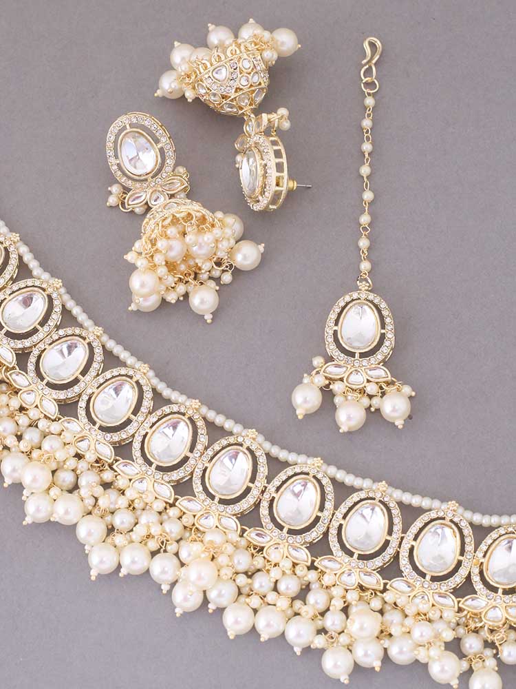 Ivory Paawni Jewellery Set