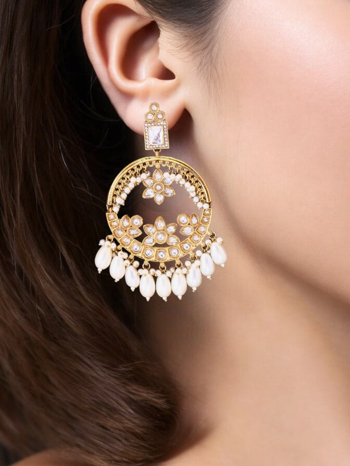 Ivory Pariniti Chandbalis