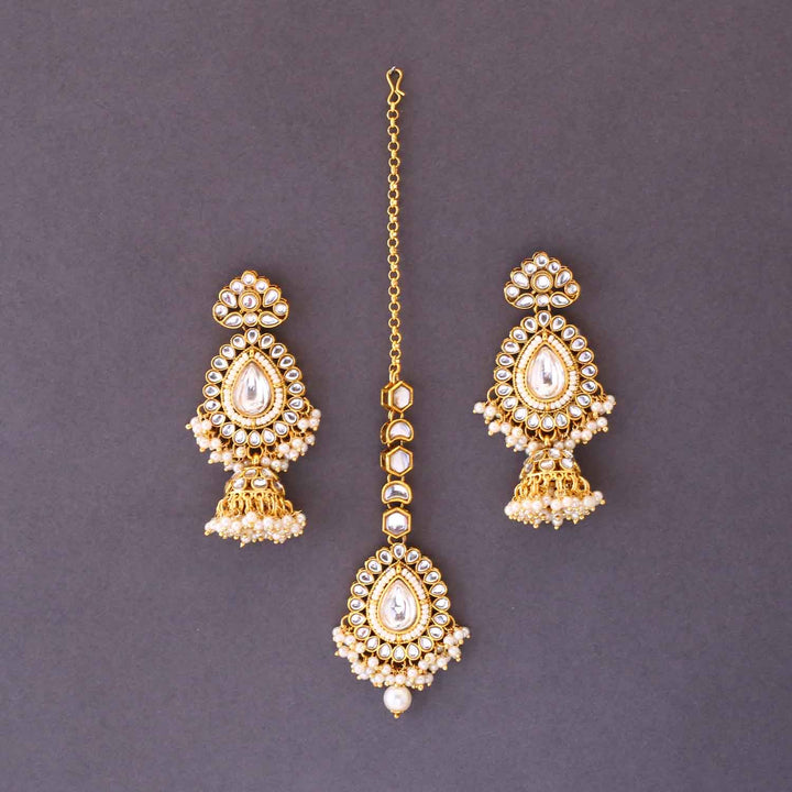 Ivory Pippali Maang Tikka Set