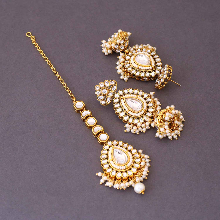 Ivory Pippali Maang Tikka Set