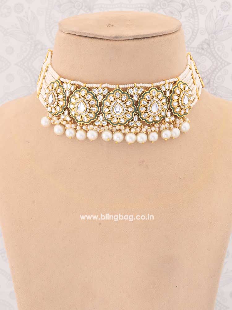 Ivory Pranami Kundan Jewellery Set
