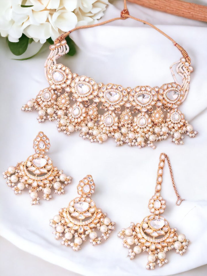 Ivory Pratibha Jewellery Set