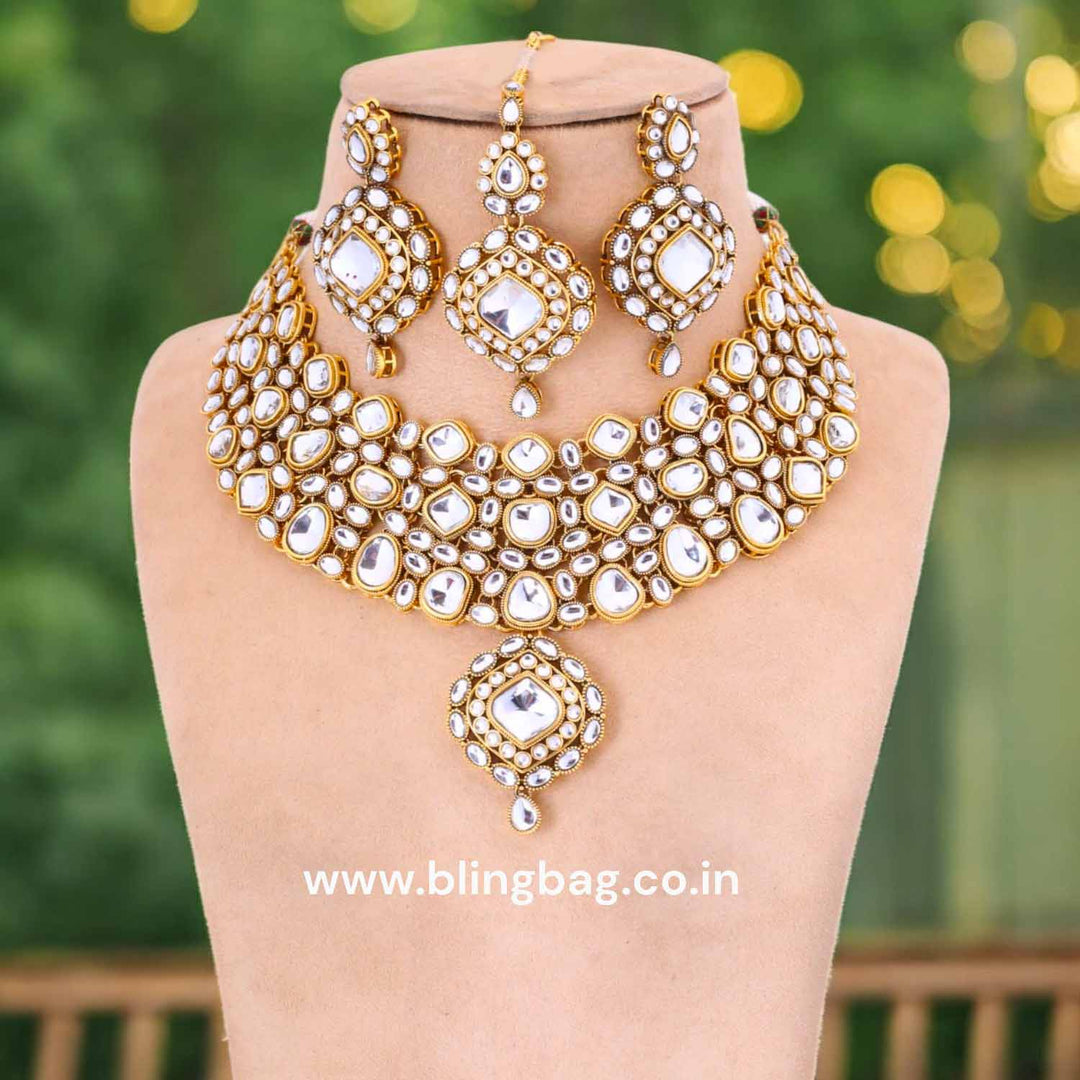 Ivory Priyamvada Kundan Jewellery Set
