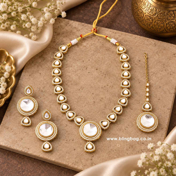 Ivory Raahi Kundan Jewellery Set
