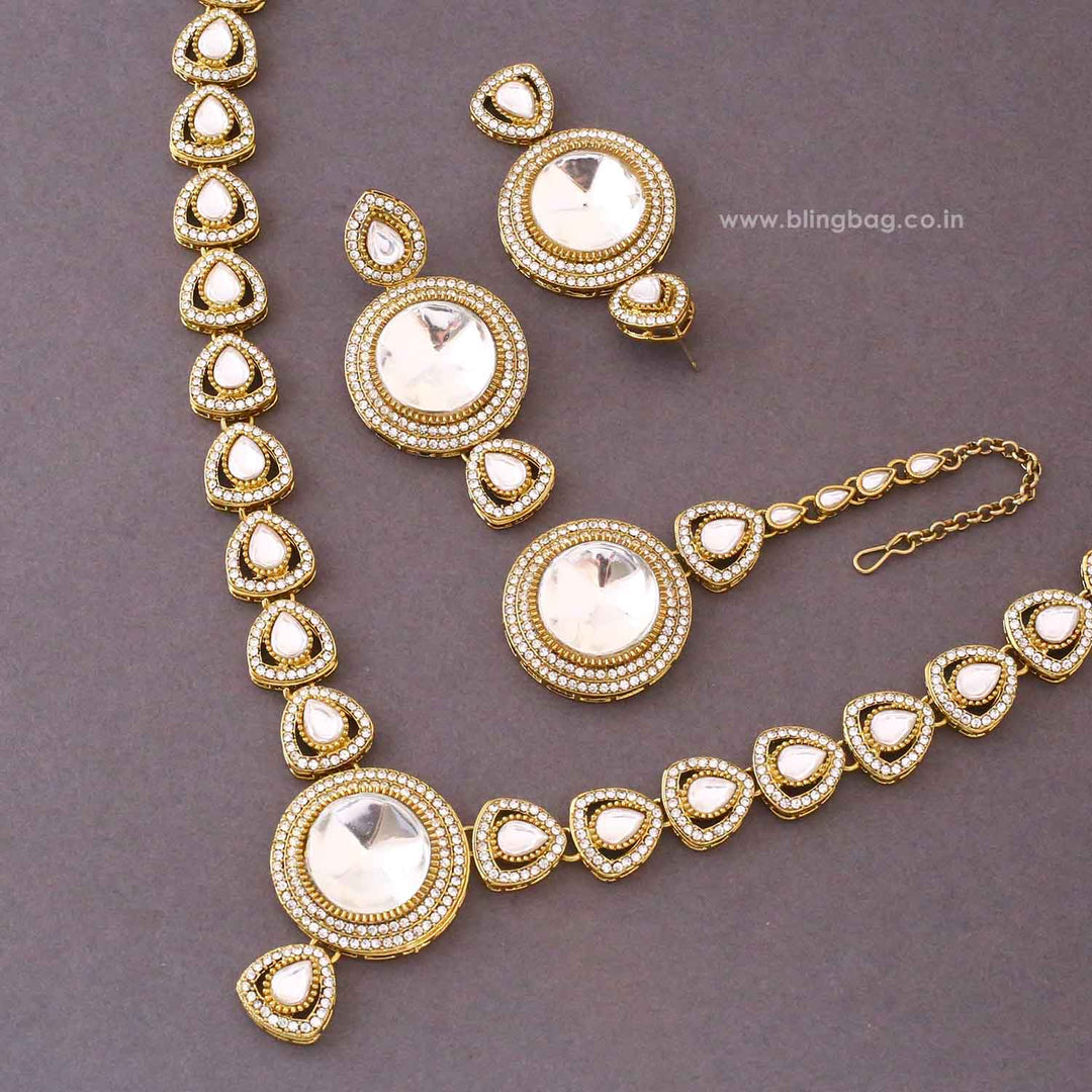 Ivory Raahi Kundan Jewellery Set