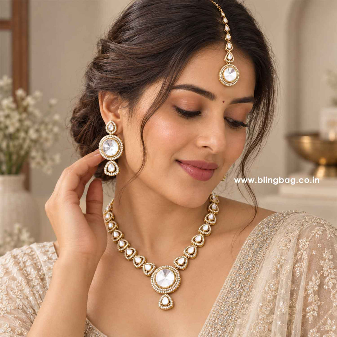 Ivory Raahi Kundan Jewellery Set