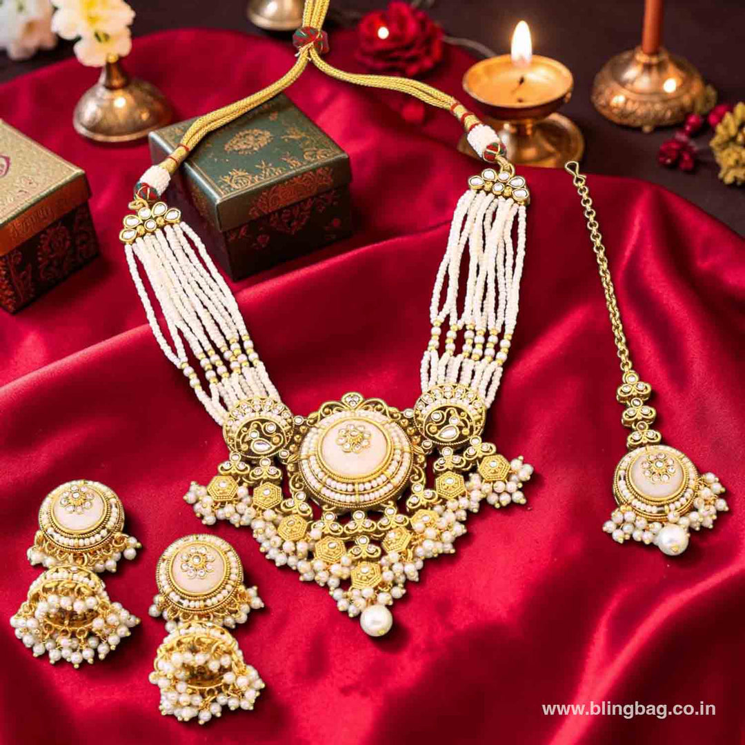 Ivory Rajiza Kundan Jewellery Set