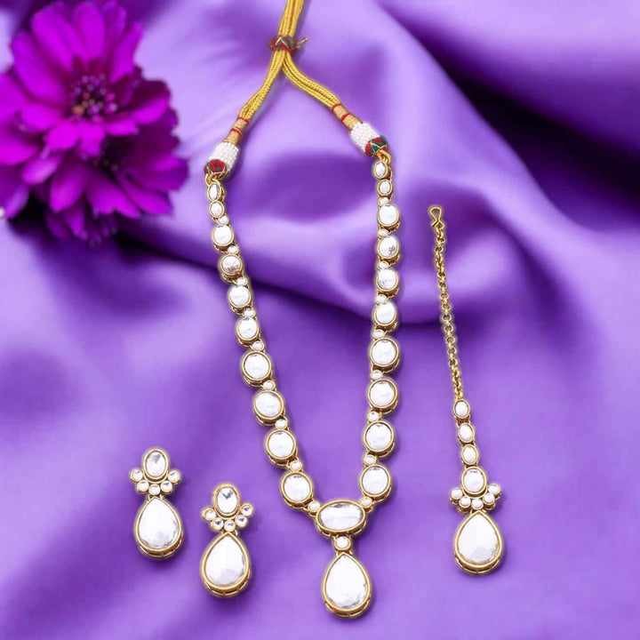 Golden Raniya Kundan Jewellery Set