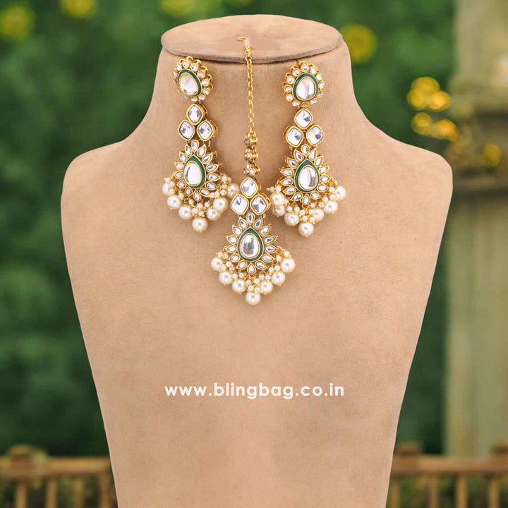 Ivory Rauhana Kundan Jewellery Set
