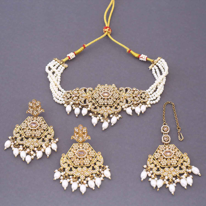 Ivory Ravita Kundan Jewellery Set
