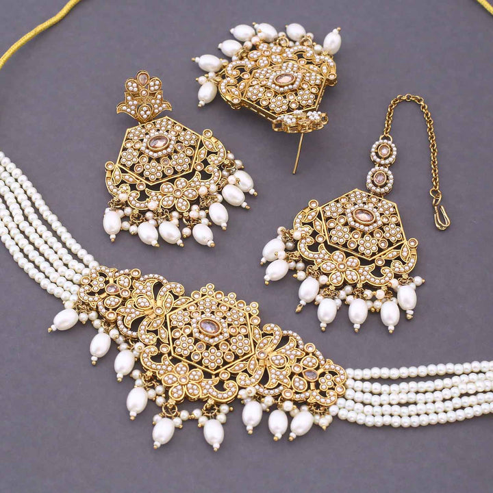 Ivory Ravita Kundan Jewellery Set
