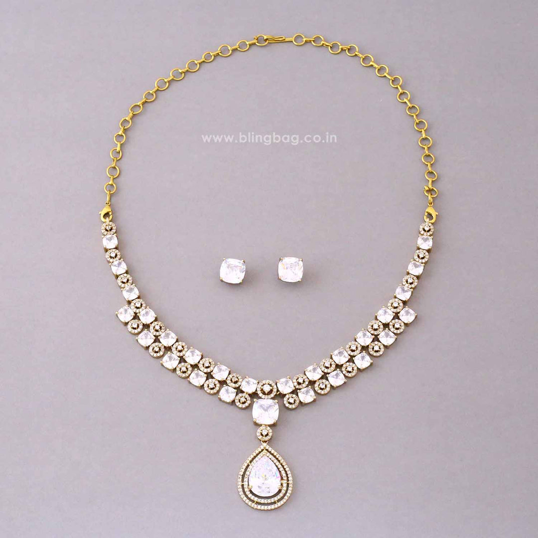 Ivory Regal Victorian Jewellery Set - New Arrival