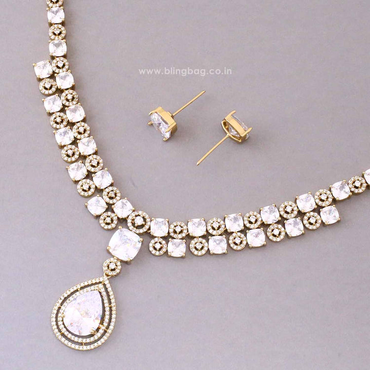 Ivory Regal Victorian Jewellery Set - New Arrival