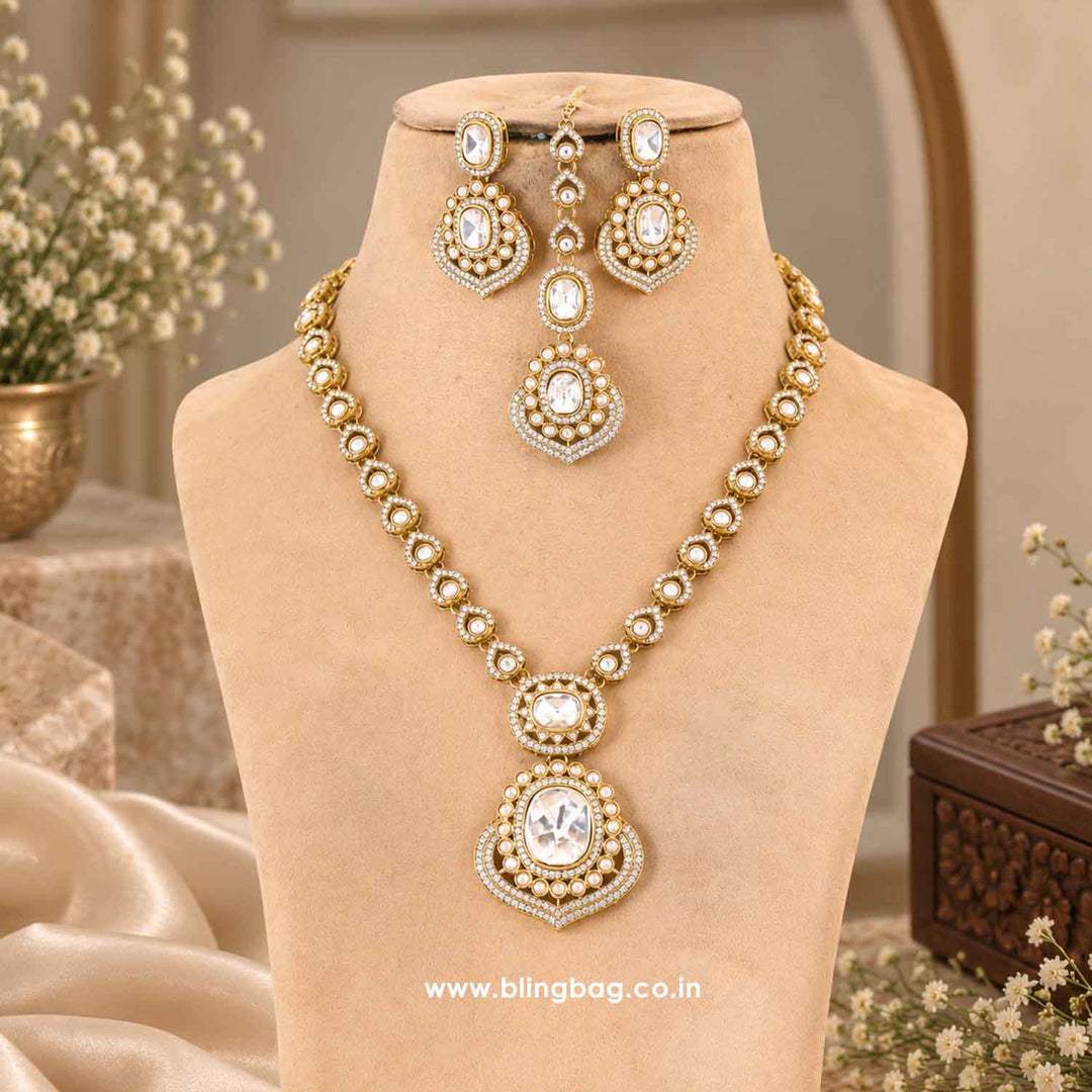 Ivory Riva Kundan Jewellery Set