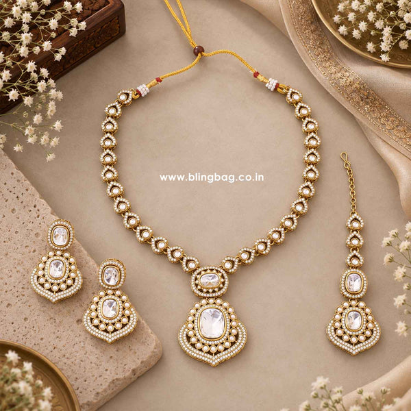Ivory Riva Kundan Jewellery Set