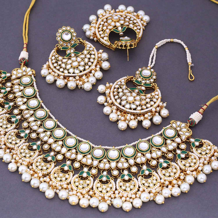 Ivory Rizveena Kundan Jewellery Set