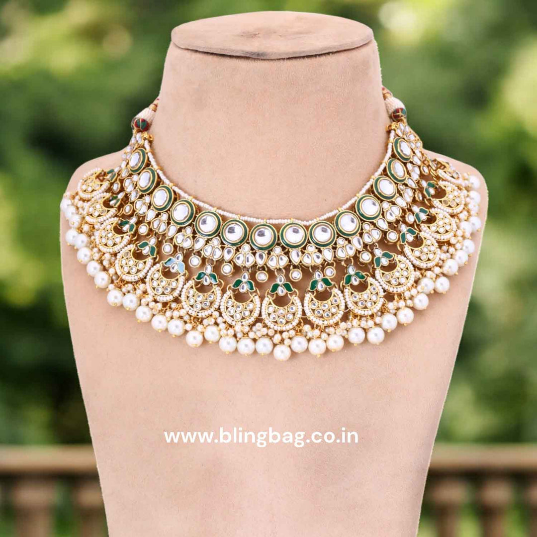 Ivory Rizveena Kundan Jewellery Set