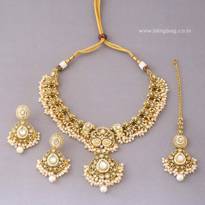Ivory Roshniika Kundan Jewellery Set
