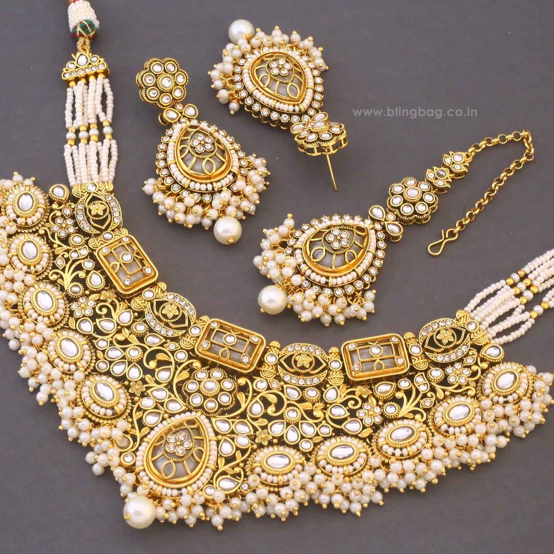 Ivory Roshnika Kundan Jewellery Set