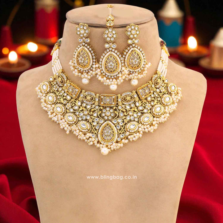 Ivory Roshnika Kundan Jewellery Set