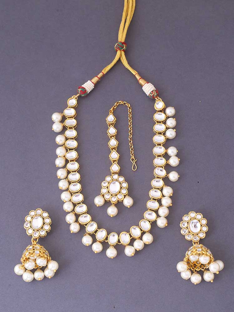 Ivory Rushika Kundan Jewellery Set