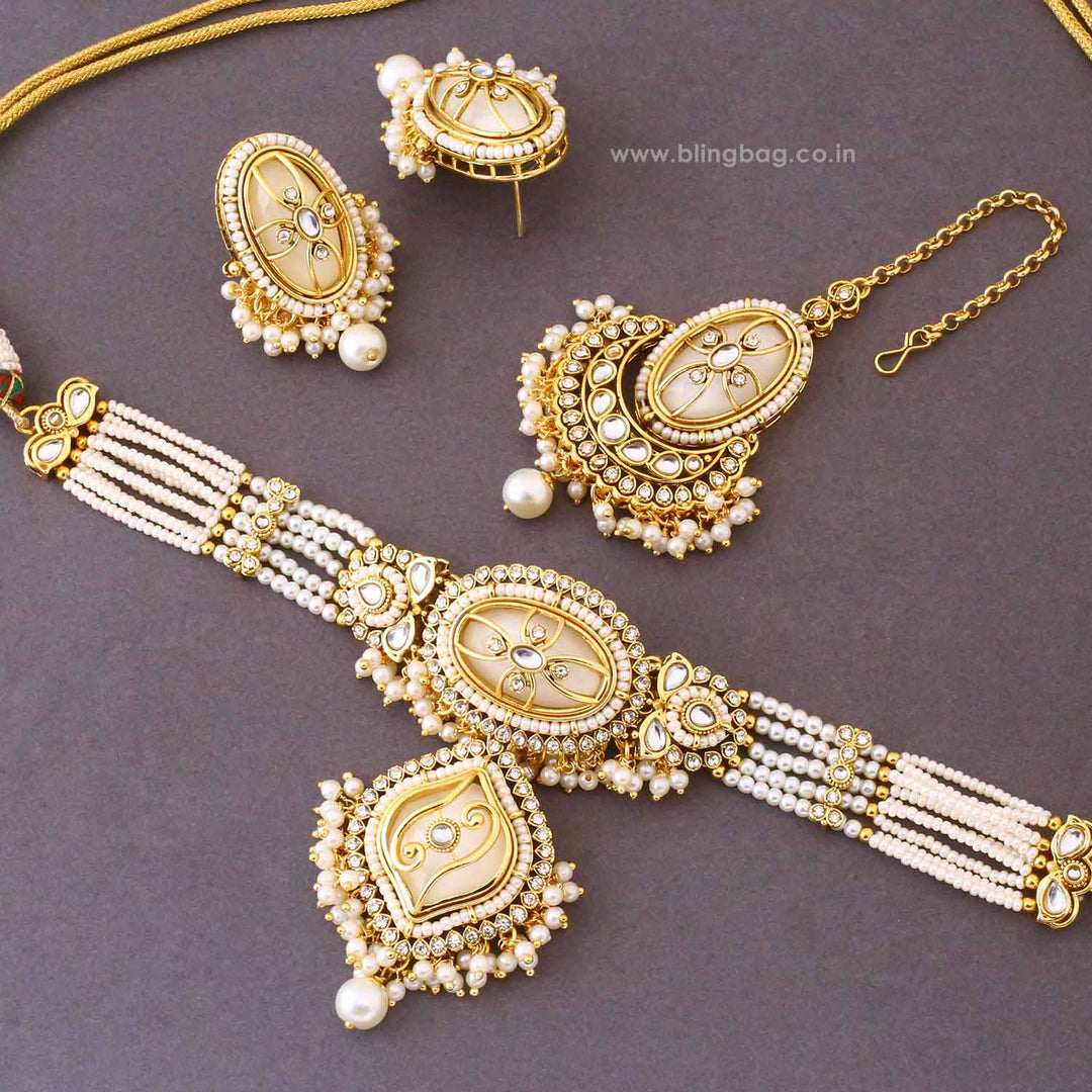 Ivory Saavi Kundan Jewellery Set - New Arrival