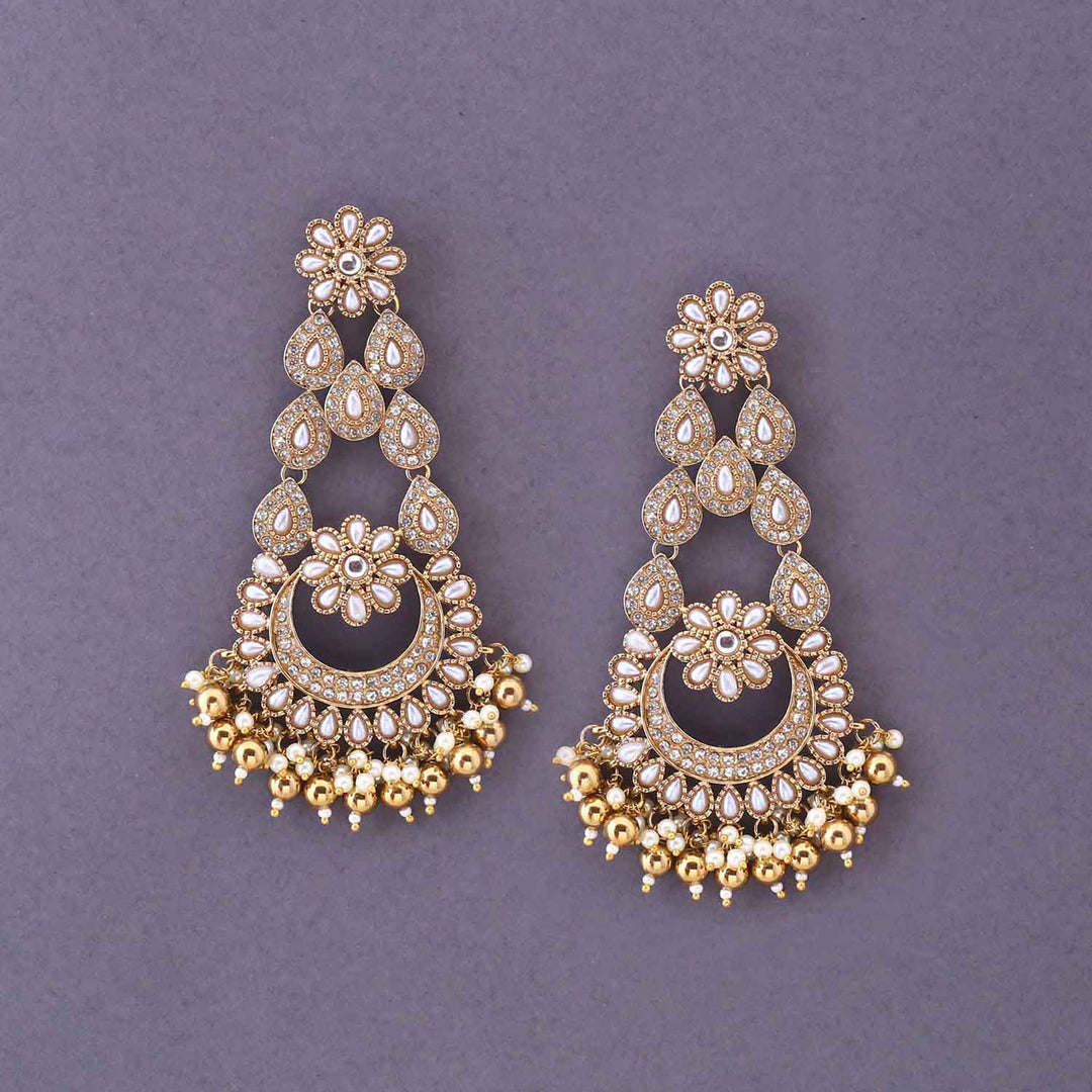 Ivory Sabeen Chandbalis