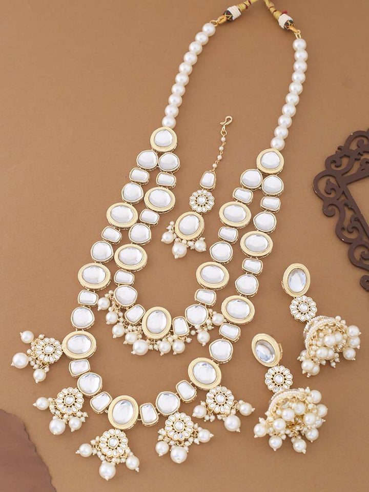 Ivory Sakshi Jewellery Set