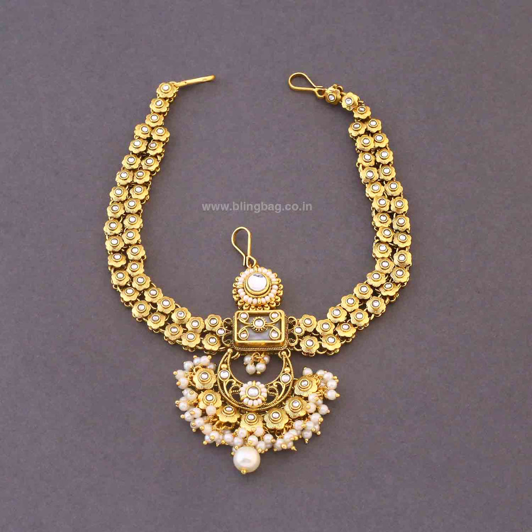 Ivory Sannidhi Kundan Bridal Jewellery Set