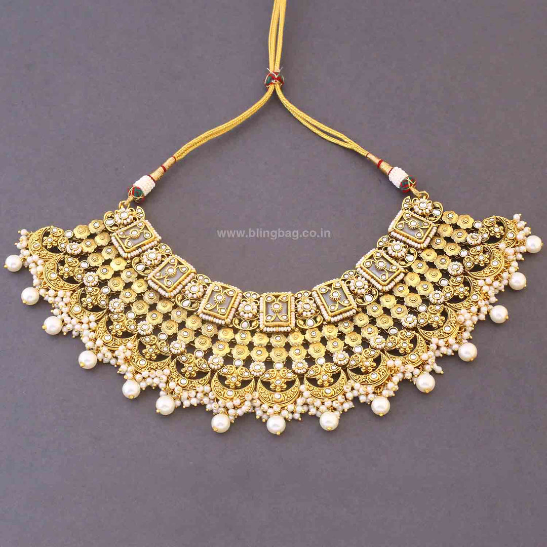 Ivory Sannidhi Kundan Bridal Jewellery Set