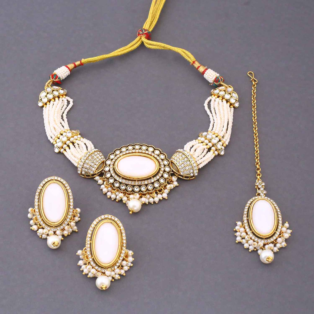 Ivory Santoshi Kundan Jewellery Set