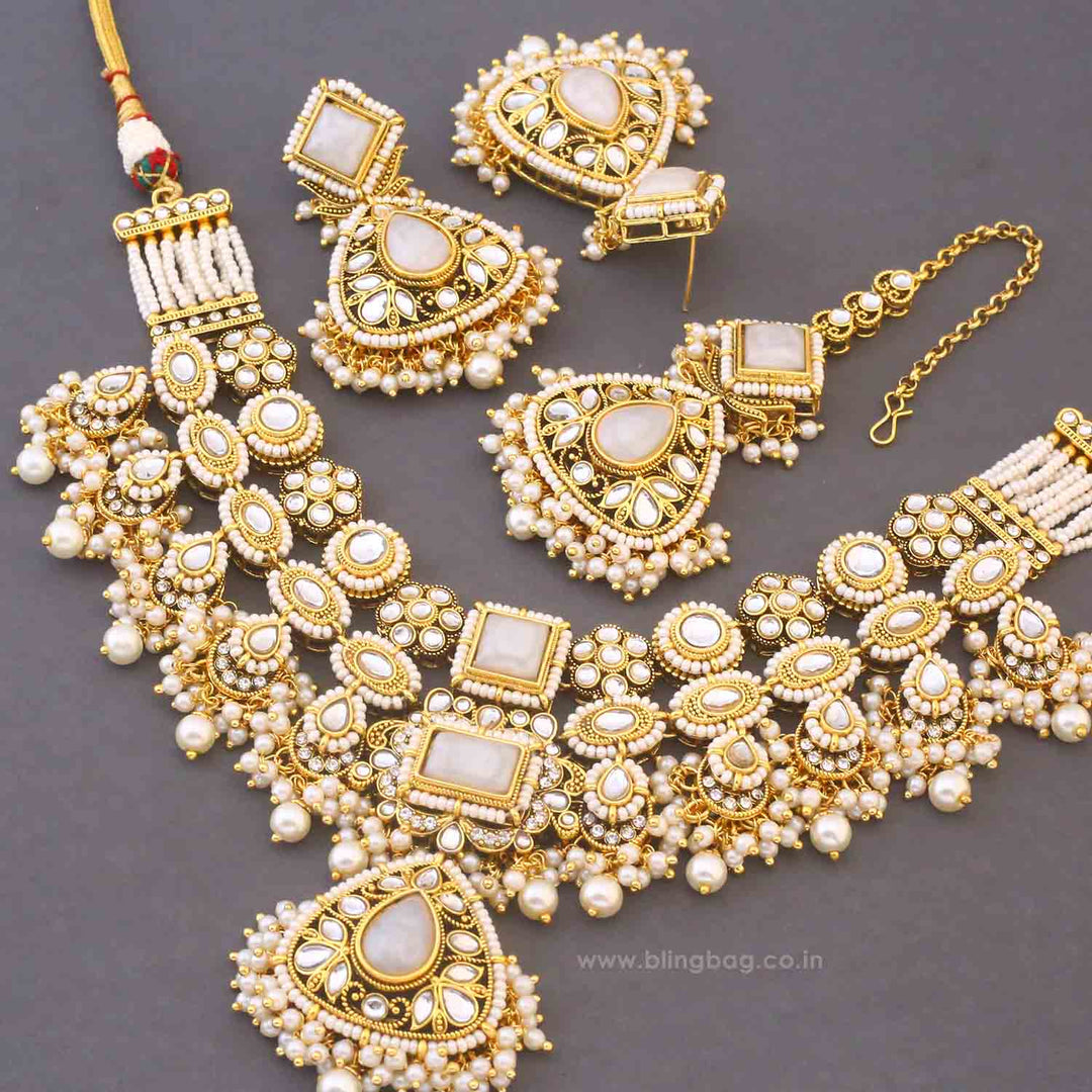Ivory Sarala Kundan Jewellery Set