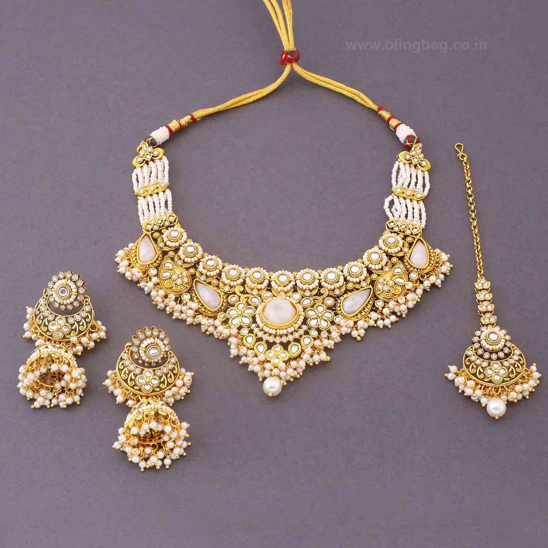 Ivory Selvi Kundan Jewellery Set