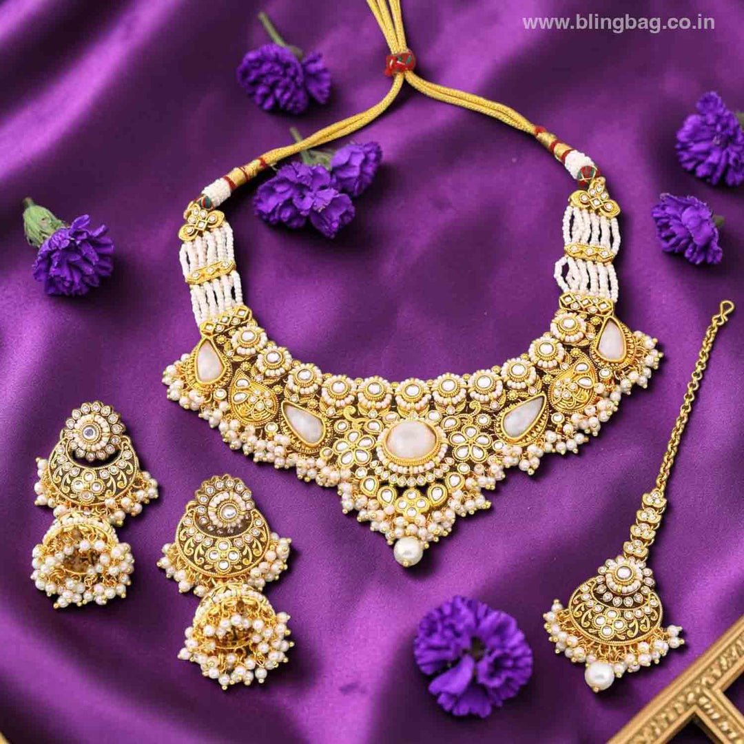 Ivory Selvi Kundan Jewellery Set