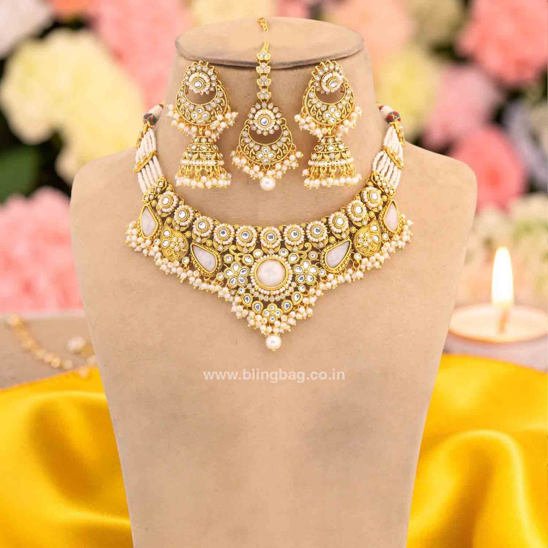 Ivory Selvi Kundan Jewellery Set