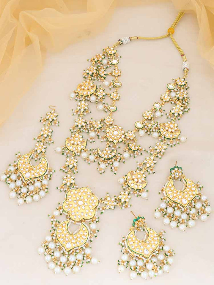 Ivory Shalini Jewellery Set