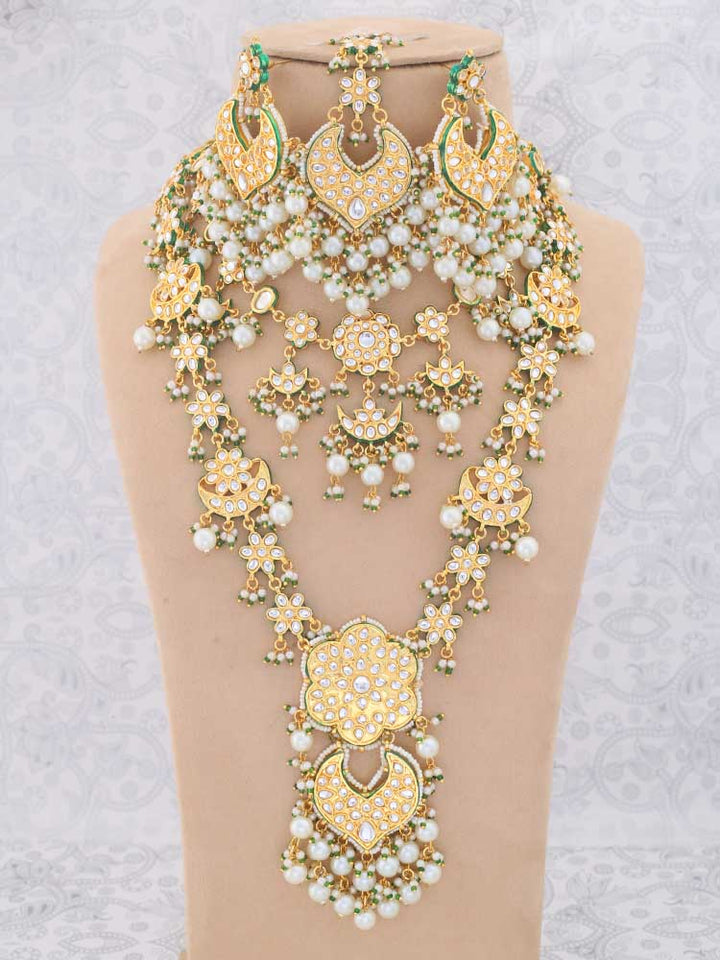 Ivory Shalini Jewellery Set