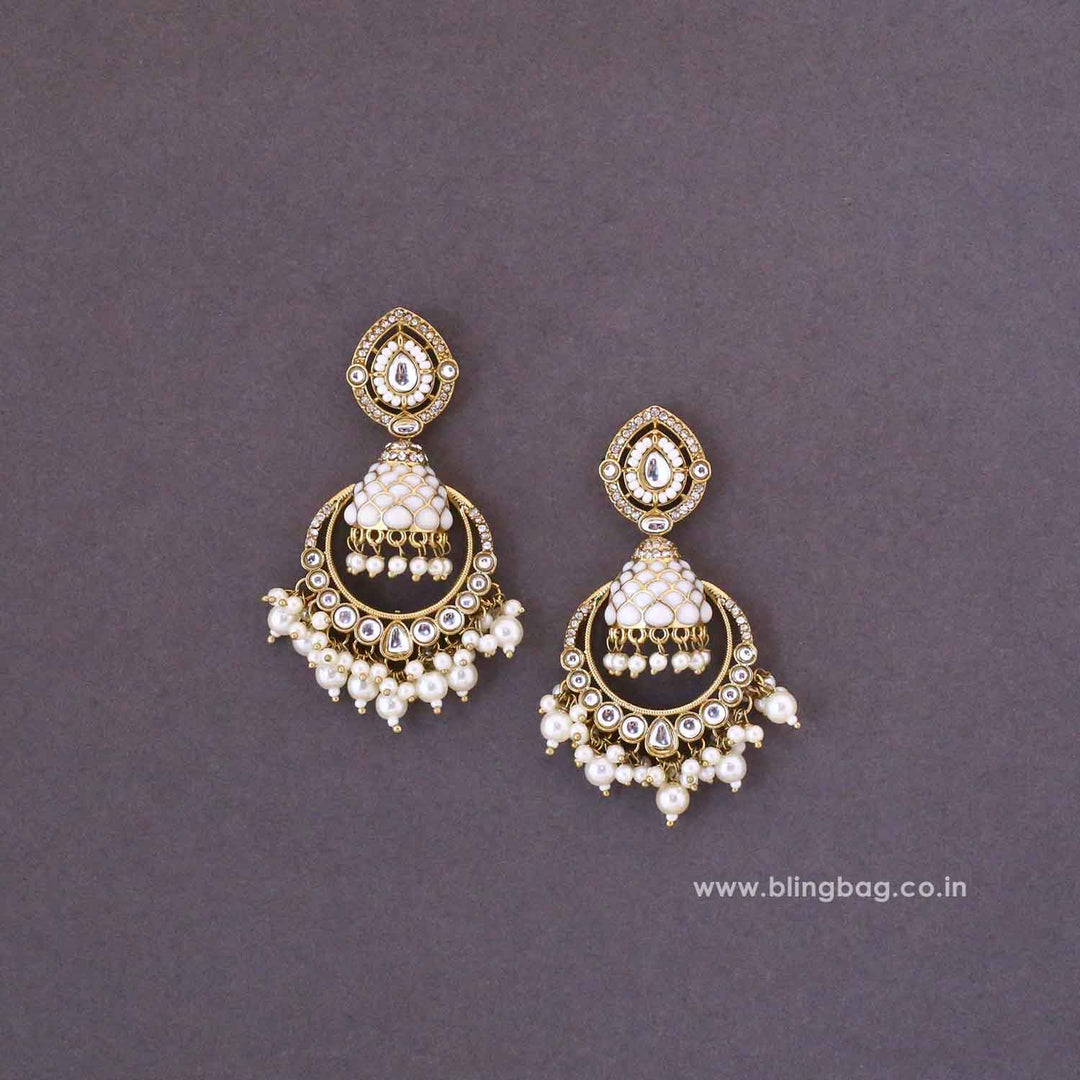 Ivory Shanaya Chandbalis