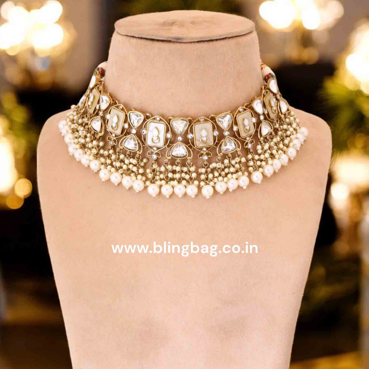 Ivory Sharuni Kundan Jewellery Set