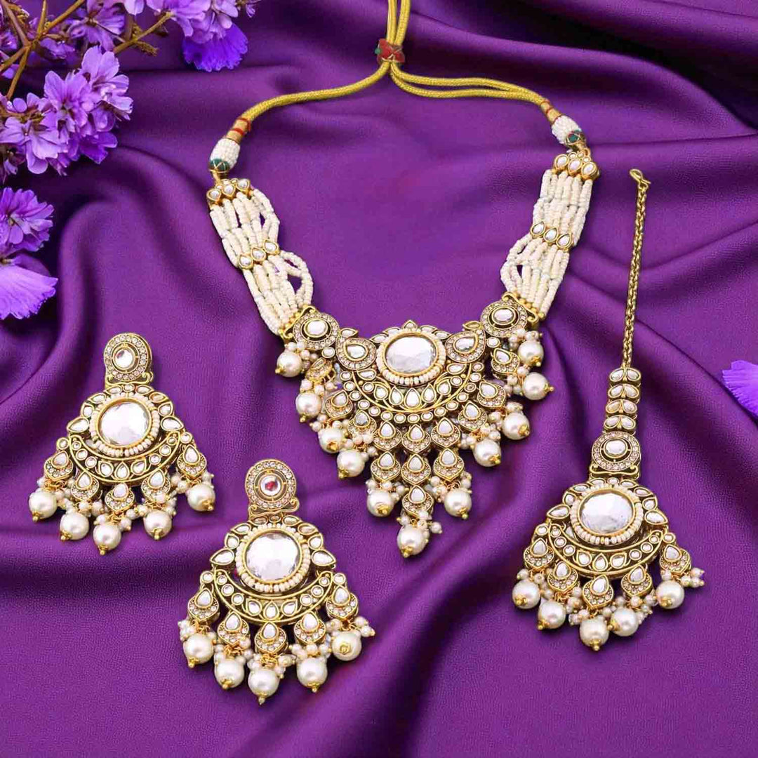Ivory Sheetal Kundan Jewellery Set