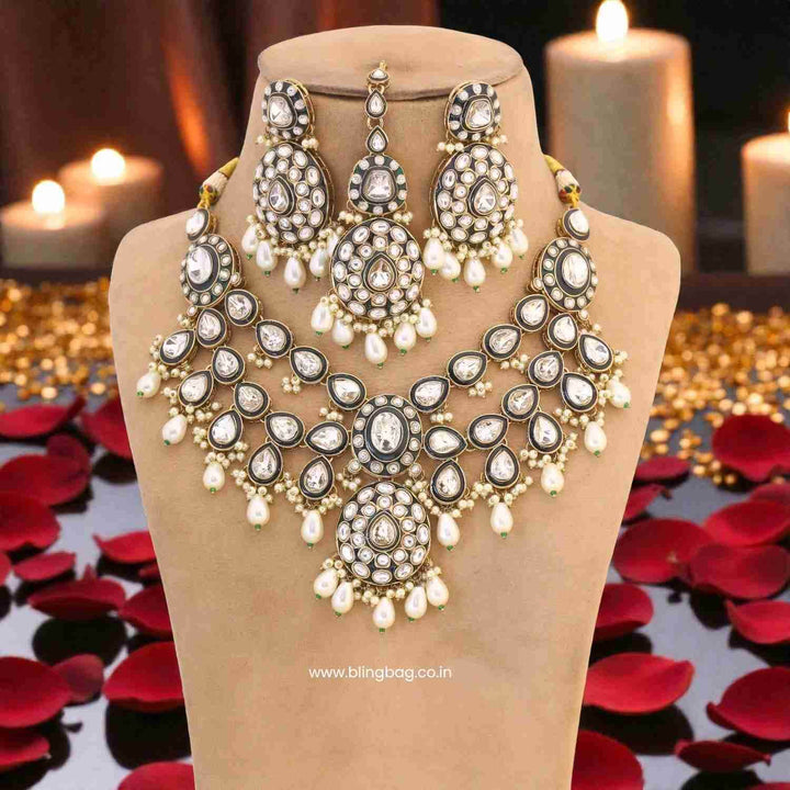Ivory Shikani Kundan Jewellery Set