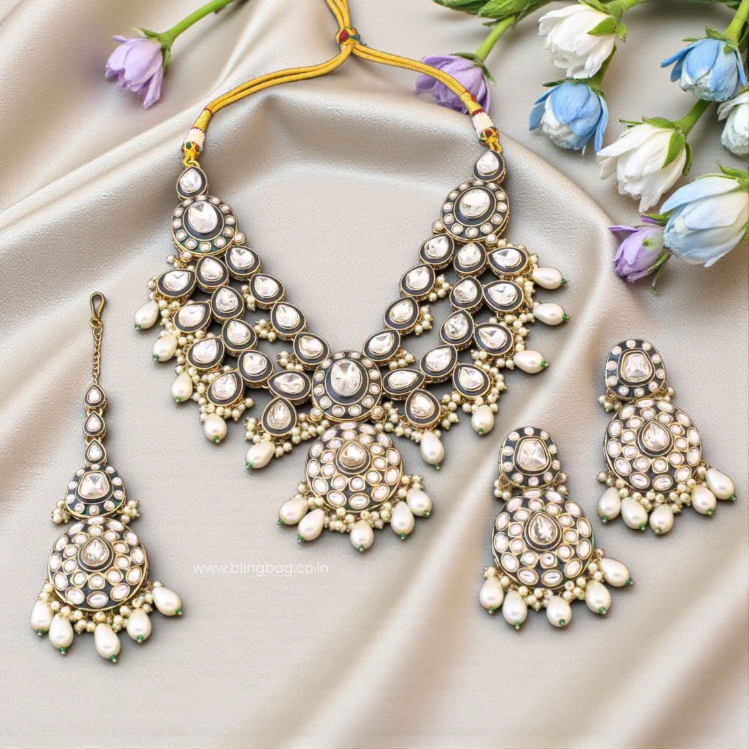 Ivory Shikani Kundan Jewellery Set