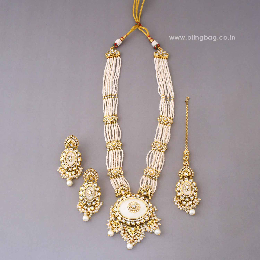 Ivory Shreyaani Kundan Jewellery Set