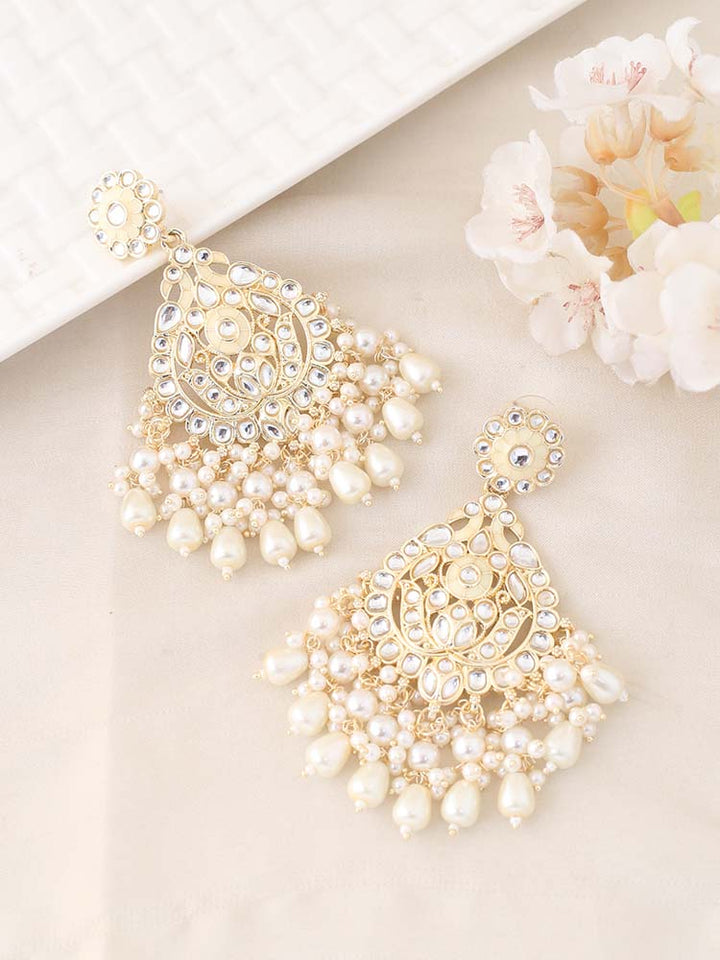 Ivory Simpy Chandbalis